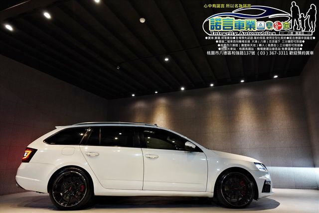 SKODA OCTAVIA  第19張相片