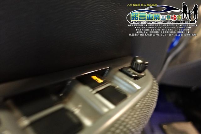 SUZUKI SWIFT  第10張相片