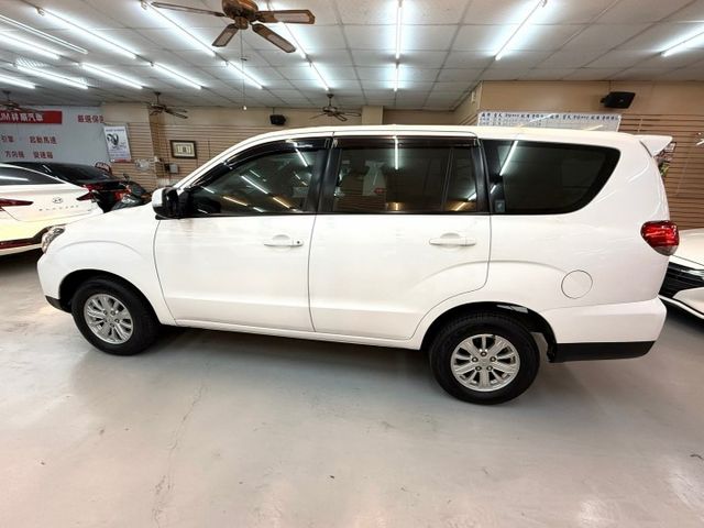 全車原鈑件.第三方認證.定速.後座出風口.導航..可全額貸款.強力過件.  第7張相片