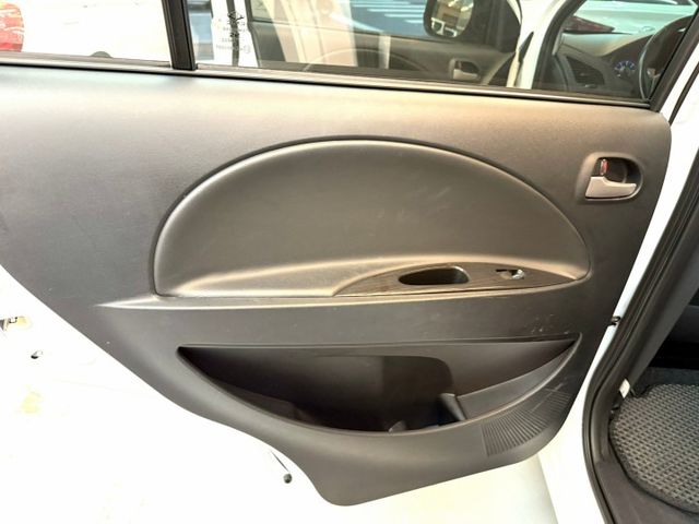 全車原鈑件.第三方認證.定速.後座出風口.導航..可全額貸款.強力過件.  第18張相片