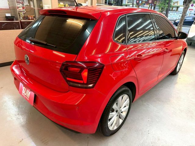 全車原鈑件.實跑2萬多公里.ACC跟車.倒車影像.可全額貸款.強力過件  第6張相片