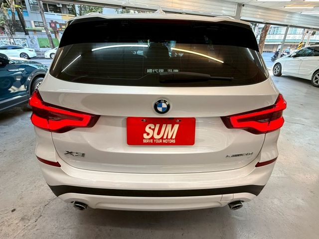 原鈑件.5AT跟車.盲點.車道偏移.導航.總代理.可全額貸款.強力過件  第5張相片