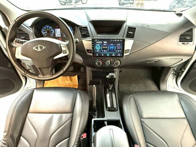 全車原鈑件.第三方認證.定速.後座出風口.導航.可全額貸款.強力過件.  第13張相片