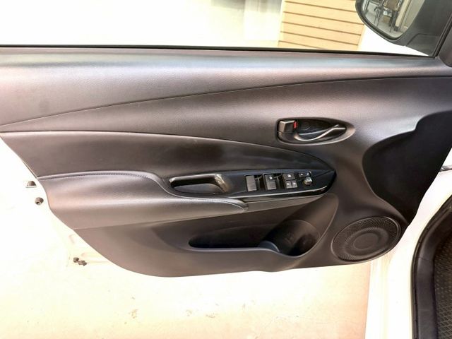 全車原鈑件.里程保證.第三方認證.9安.經典型.可全額貸款.強力過件  第17張相片