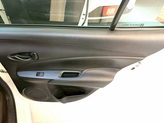 全車原鈑件.里程保證.第三方認證.9安.經典型.可全額貸款.強力過件  第20張相片