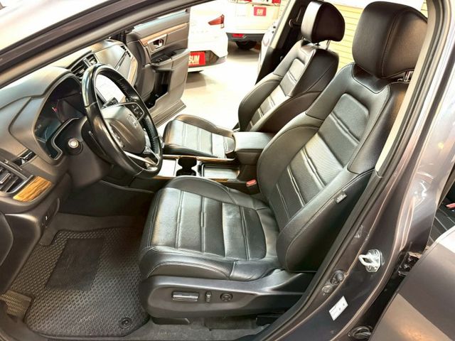改款5.5代.頂級S版.全車原鈑件.第三方認證.里程保證.ACC跟車.電尾門.可全額貸款  第9張相片