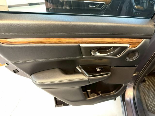 改款5.5代.頂級S版.全車原鈑件.第三方認證.里程保證.ACC跟車.電尾門.可全額貸款  第18張相片