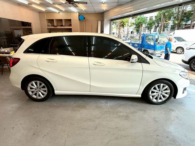全車原鈑件.第三方認證.做好大保養.完全無需待修.定速.導航.可全額貸款  第7張相片