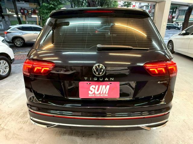 全車原鈑件.ACC跟車.車道偏移.盲點.環景.電尾門.4WD.可全額貸款.強力過件  第5張相片