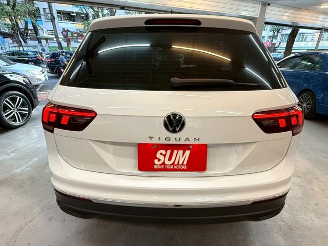 一手車.實跑6萬多公里.全車原鈑件.里程保證.第三方認證.可全額貸款.強力過件  第5張相片