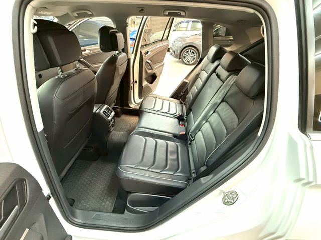 一手車.實跑6萬多公里.全車原鈑件.里程保證.第三方認證.可全額貸款.強力過件  第11張相片