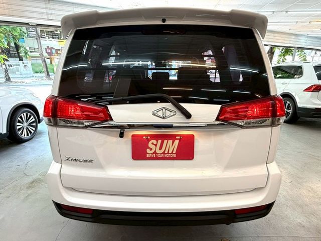 全車原鈑件.第三方認證.定速.後座出風口.導航.可全額貸款.強力過件.  第5張相片