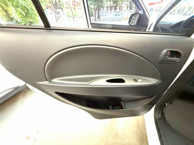 全車原鈑件.第三方認證.定速.後座出風口.導航.可全額貸款.強力過件.  第18張相片