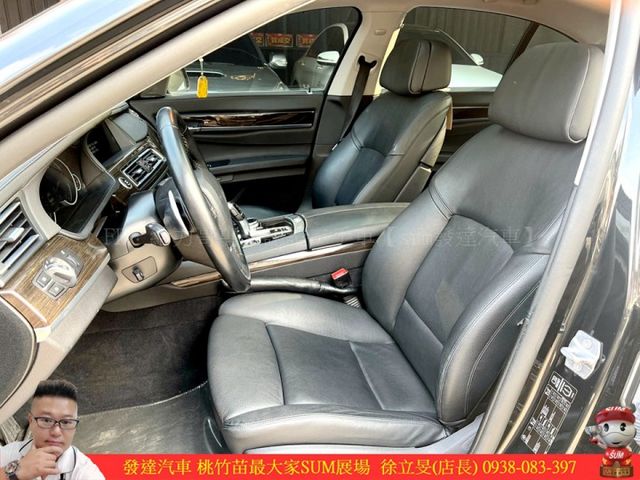 BMW 730I 2014年 3.0 黑 1300  第4張相片