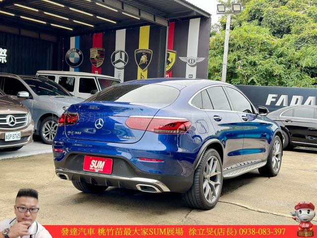 BENZ GLC300 COUPE 油電 2019年 2.0 深藍 8678  第17張相片