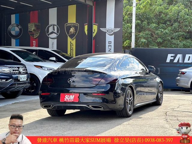 BENZ C300 雙門 2019年 2.0 黑 6122  第19張相片