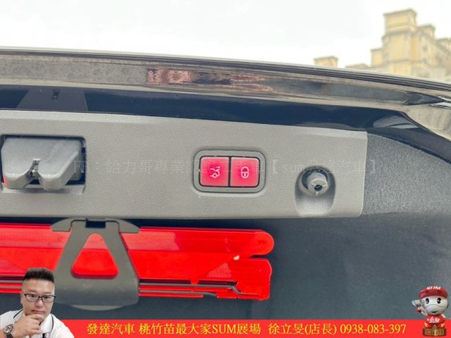 BENZ CLS400 2017年 3.5 黑 8036  第19張相片