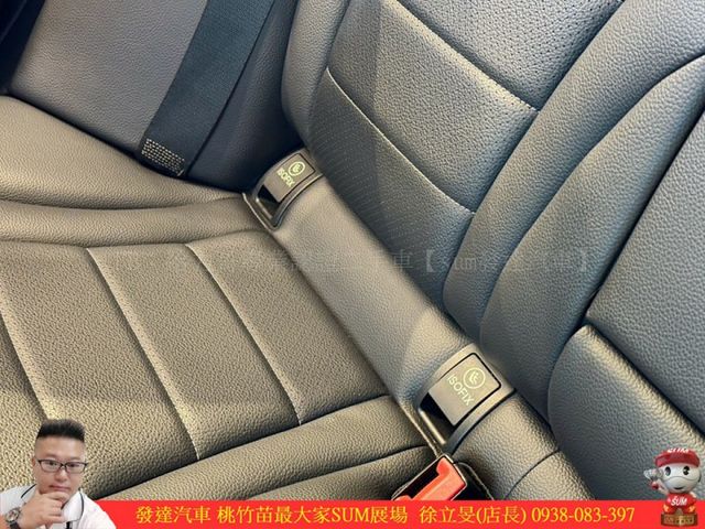 BENZ C250 2016年 2.0 黑 0898  第12張相片