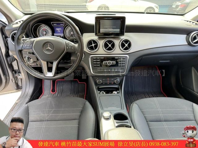 BENZ GLA200 CDI 2015年 2.1 深灰 6833 TCBU  第7張相片