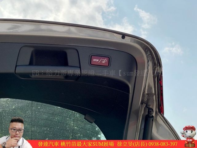 BENZ GLA200 CDI 2015年 2.1 深灰 6833 TCBU  第14張相片