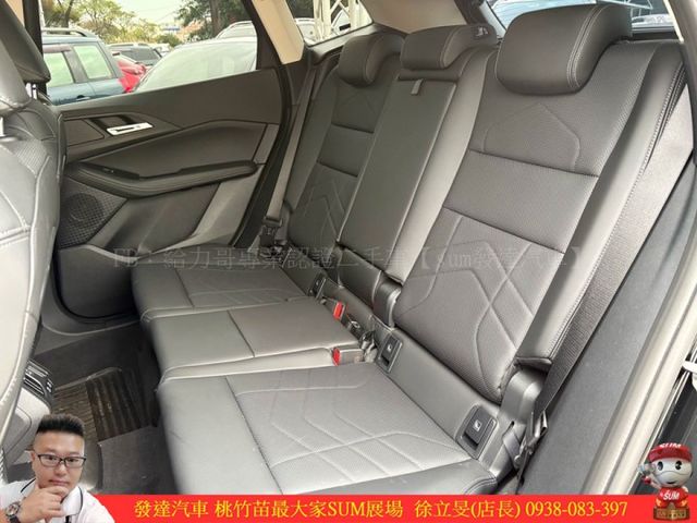 BMW 220I TOURER 2023年11月 1.5 黑 1116  第6張相片