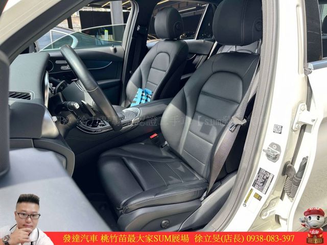BENZ GLC300 4MATIC 2019年 2.0 白 8089  第4張相片