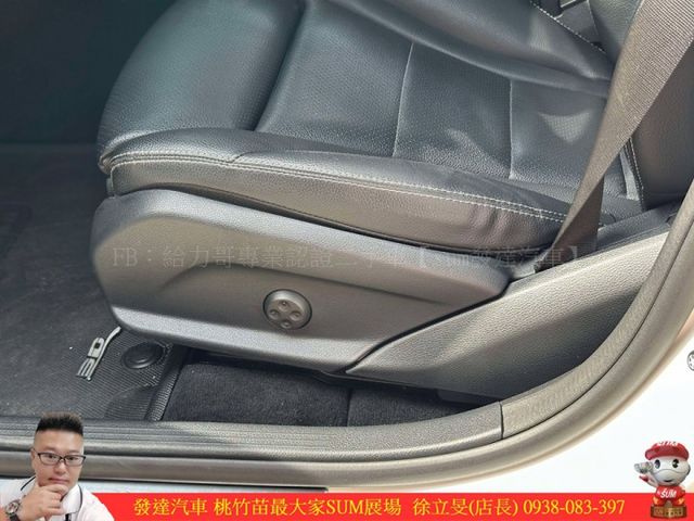 BENZ GLC300 4MATIC 2019年 2.0 白 8089  第7張相片