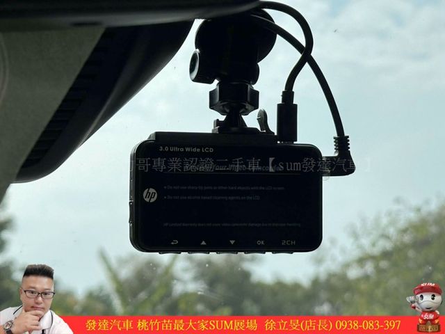 BENZ GLC300 4MATIC 2019年 2.0 白 8089  第16張相片