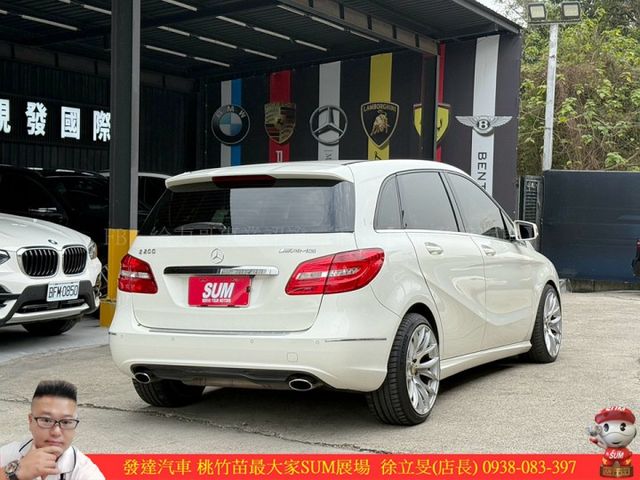 BENZ B200 2013年 1.6 白 0886 順  第14張相片