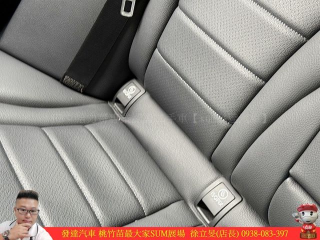 BENZ C200 2018年 1.5 黑 8368  第11張相片