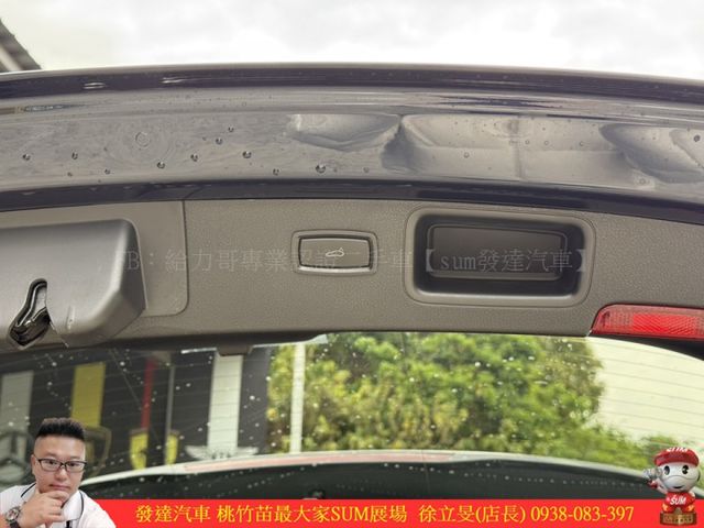 PORSCHE MACAN 2017年 2.0 深藍 1878 順  第15張相片