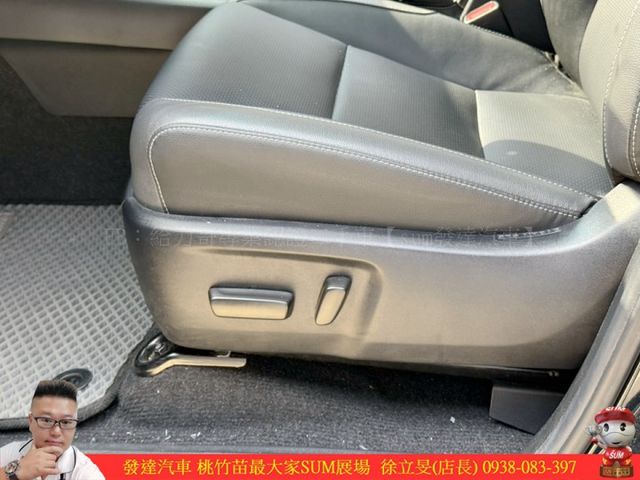 TOYOTA 海力士 柴油 2022年 2.8 黑 2989  第6張相片