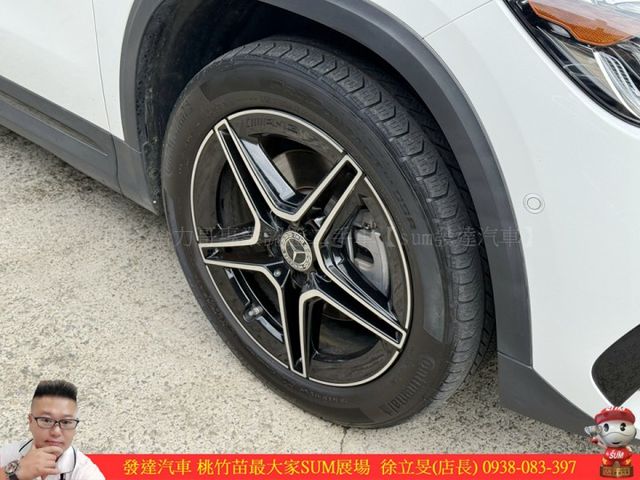 BENZ GLA250 4MATIC 2020年 2.0 白 3758  第3張相片