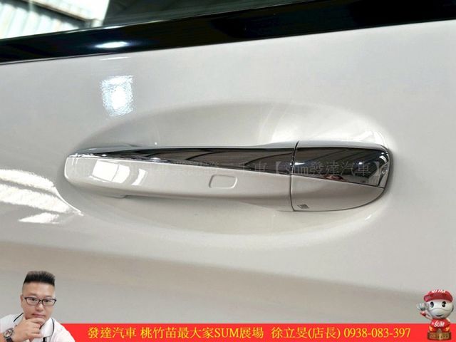 BENZ GLC300 COUPE 2023年3 2.0 白 #4428  第4張相片