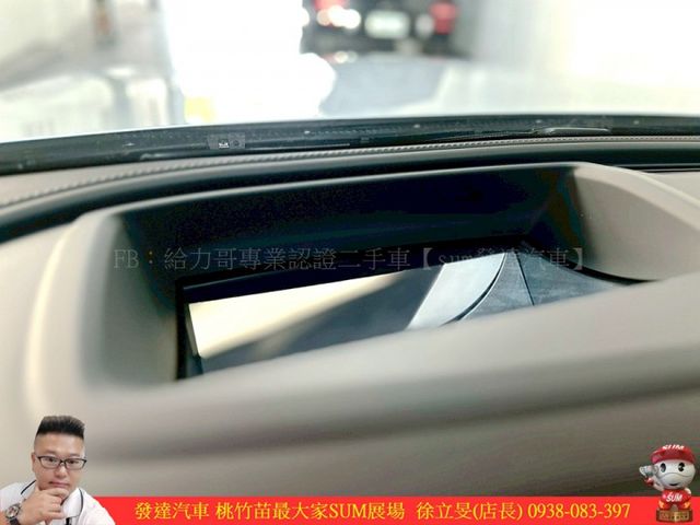 BENZ GLC300 COUPE PDD 2023年12月 2.0 銀  #4782  第13張相片