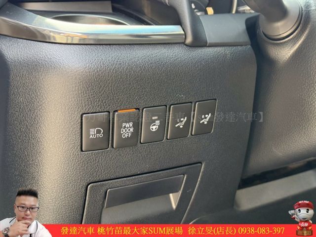LEXUS LM300H 油電 2021年 2.5 黑 9386  第14張相片