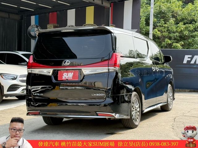 LEXUS LM300H 油電 2021年 2.5 黑 9386  第19張相片