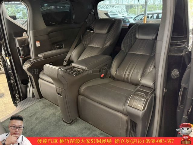 LEXUS LM300H 油電 四人座 2021年 2.5 黑 2727  第4張相片