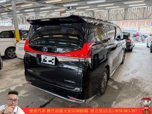 LEXUS LM300H 油電 四人座 2021年 2.5 黑 2727  第6張相片