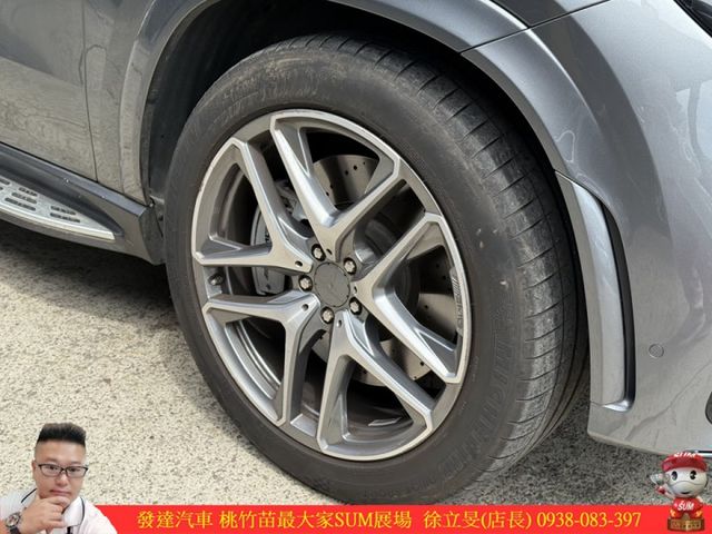 BENZ GLE53 4MATIC 油電 2021年 3.0 灰 7728  第3張相片