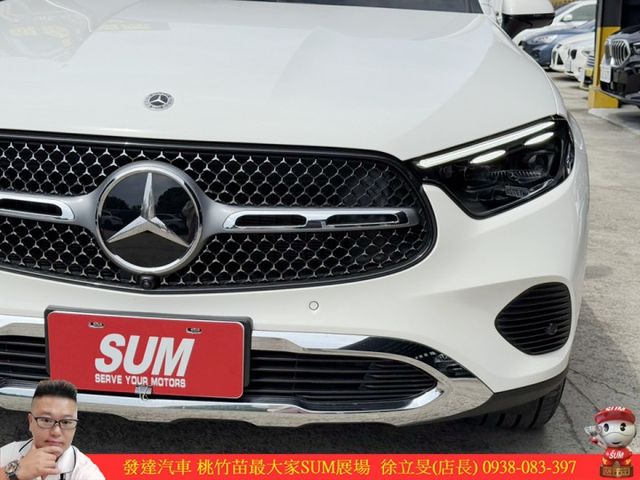BENZ GLC200 4MATIC COUPE 2024年 2.0 白 0903  第3張相片