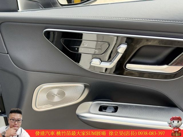 BENZ GLC200 4MATIC COUPE 2024年 2.0 白 0903  第13張相片
