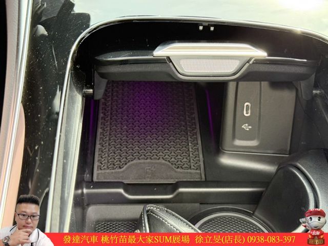 BENZ GLC200 4MATIC COUPE 2024年 2.0 白 0903  第16張相片