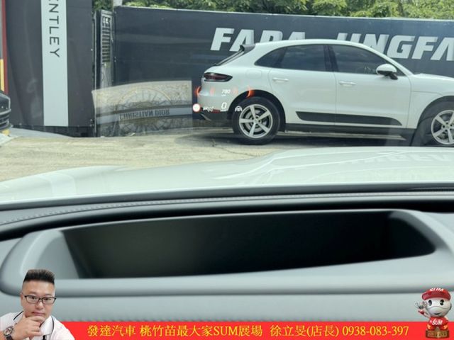 BENZ GLC200 4MATIC COUPE 2024年 2.0 白 0903  第18張相片