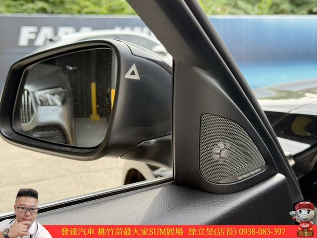 BMW 318I 2018年 1.5 黑 5051  第4張相片