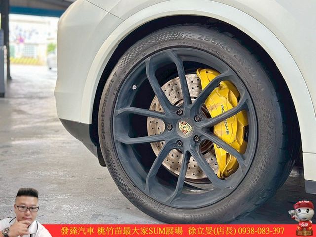 PORSCHE CAYENNE COUPE 2024年 3.0 白 3888  第3張相片