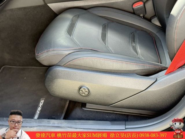 BENZ GLC43 2024年 2.0 黑 #0950  第8張相片