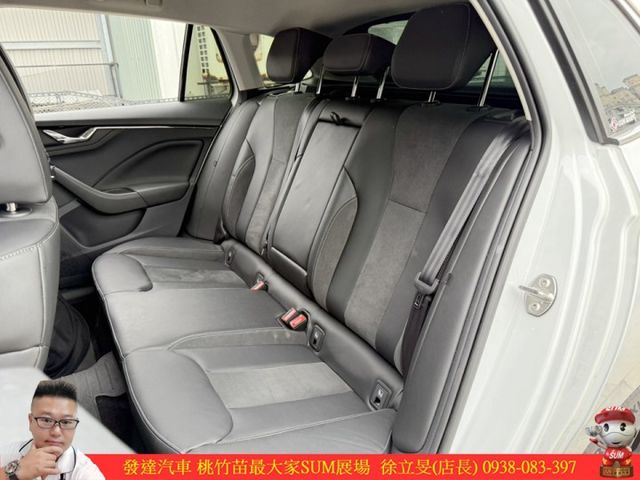 SKODA SCALA  2022年 1.0 白黑 0123  第6張相片