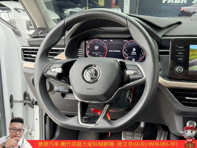 SKODA SCALA  2022年 1.0 白黑 0123  第8張相片
