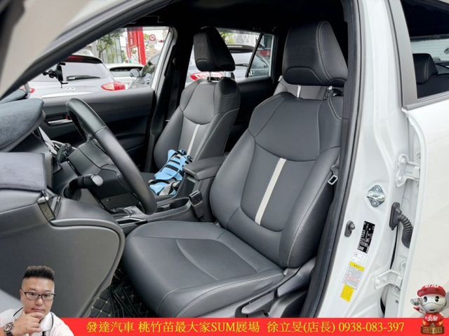 TOYOTA CC GR版 2021年 1.8 白黑 7796  第4張相片